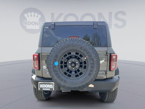 New 2026 Ford Bronco Outer Banks w/ Sasquatch Package image 5