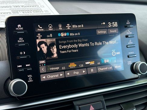 Used 2018 Honda Accord Touring image 21