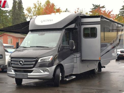 Used 2019 Mercedes-Benz Sprinter 170 image 12