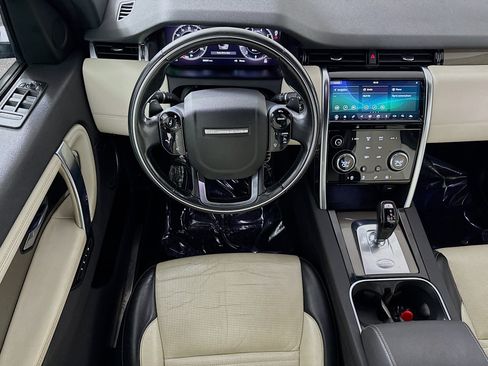 Used 2020 Land Rover Discovery Sport SE R-Dynamic AWD/4WD image 17