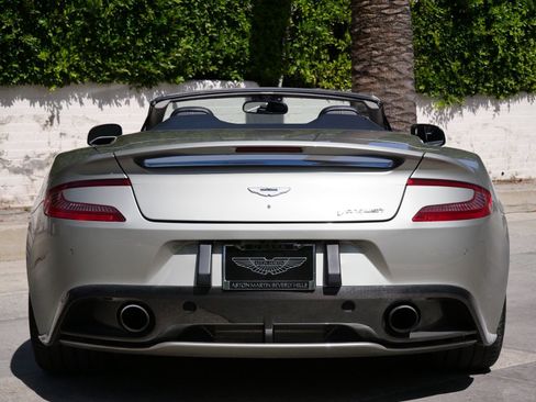 Used 2014 Aston Martin Vanquish Volante image 23