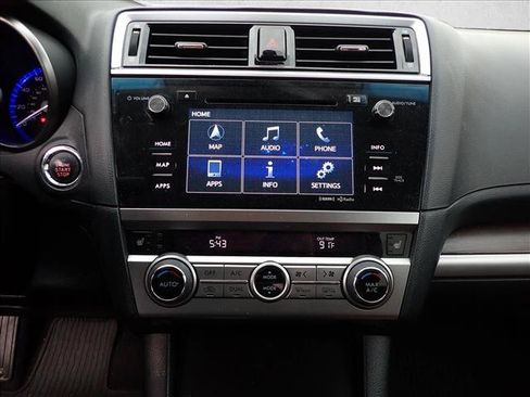 Used 2017 Subaru Outback 2.5i Touring w/ Popular Package #5A AWD/4WD image 10