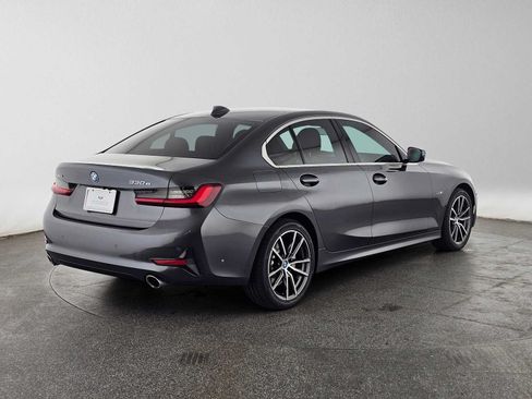 Used 2022 BMW 330e xDrive w/ Driving Assistance Package AWD/4WD image 3