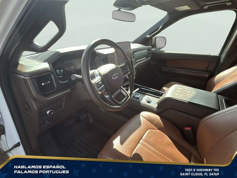 Used 2022 Ford Expedition Max King Ranch AWD/4WD image 16