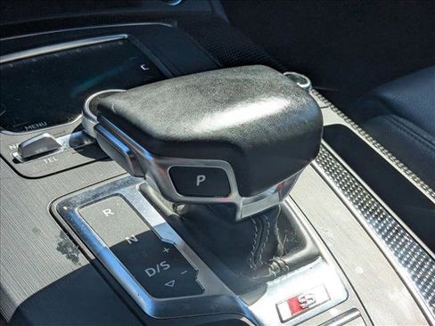 Used 2018 Audi SQ5 Prestige image 8