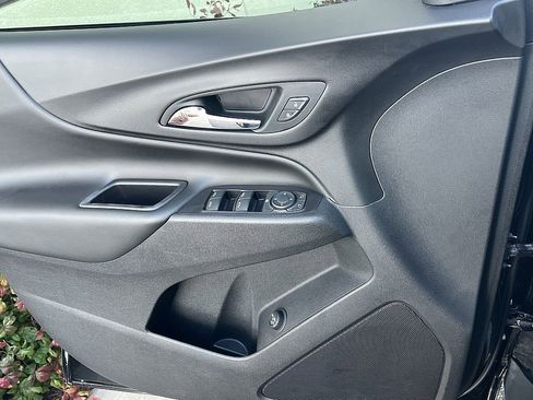 Used 2019 Chevrolet Equinox LT image 22