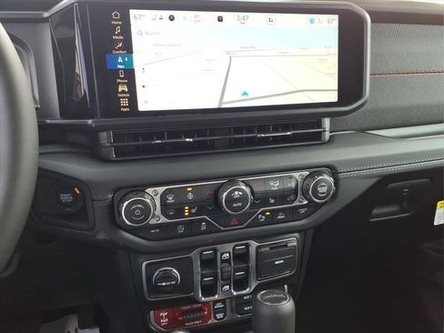 New 2026 Jeep Gladiator Rubicon AWD/4WD image 16