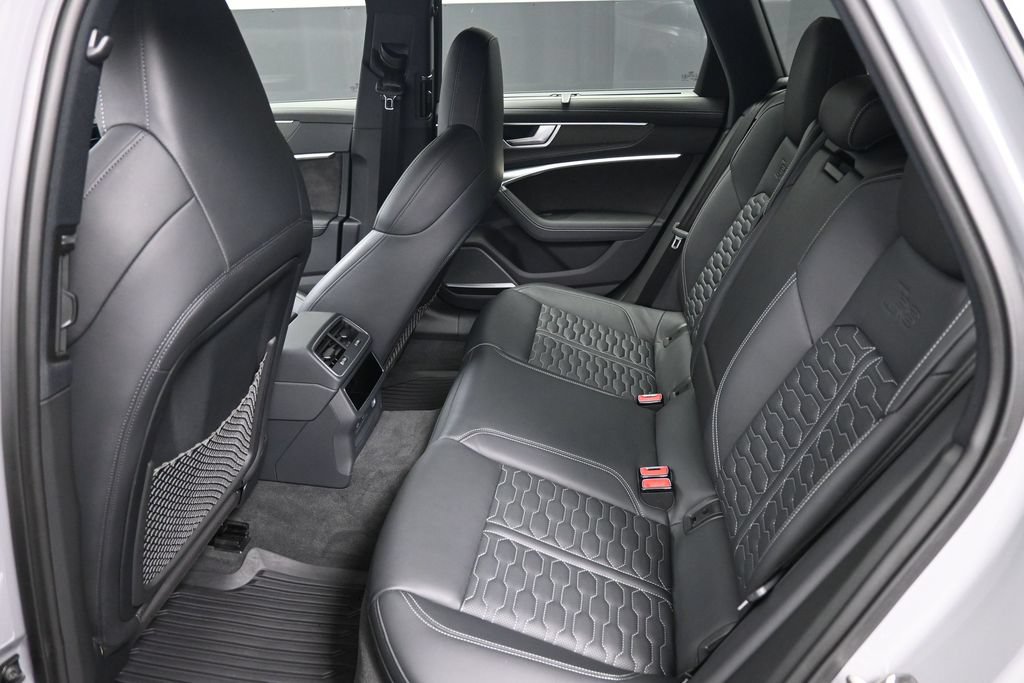 Used 2021 Audi RS 6 AWD/4WD image 25