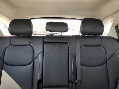 Used 2022 Genesis GV70 2.5T w/ Advanced Package image 29