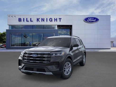 New 2026 Ford Explorer Active image 2