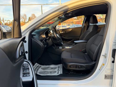 Used 2020 Chevrolet Malibu LT image 13