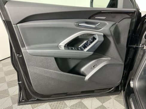 Used 2025 Audi Q5 Premium Plus w/ Premium Plus image 19