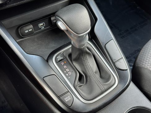 Used 2021 Kia Soul LX FWD image 26