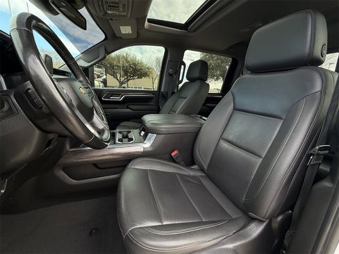 Certified 2024 Chevrolet Silverado 2500 LTZ w/ LTZ Convenience Package image 28