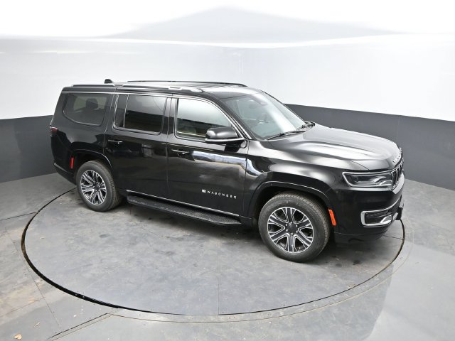 Used 2024 Jeep Wagoneer Series II AWD/4WD image 29