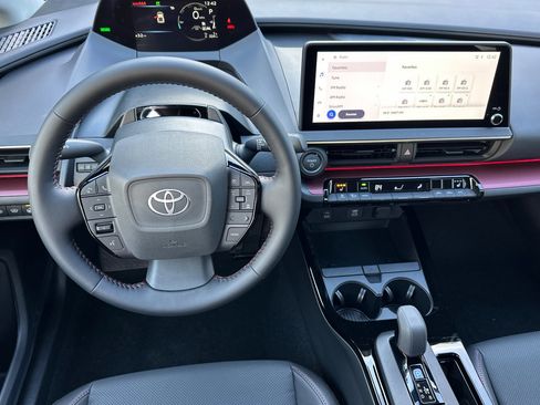 New 2026 Toyota Prius Plug-In Hybrid image 12