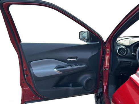 Used 2021 Nissan Kicks SR w/ SR Premium Package FWD image 10