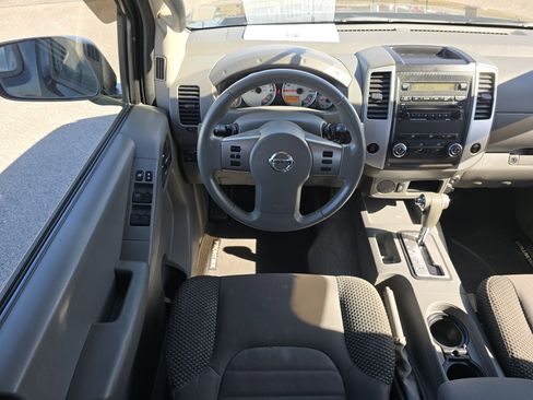 Used 2012 Nissan Frontier SV w/ Sport Appearance Pkg image 22