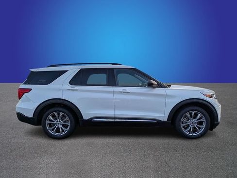 Used 2020 Ford Explorer XLT w/ Equipment Group 202A RWD image 6
