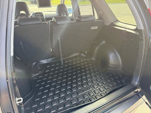 Used 2005 Honda CR-V EX image 17