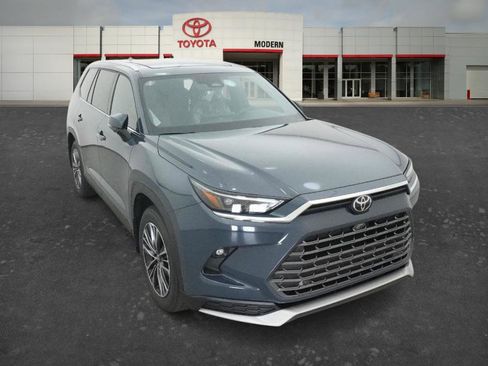 New 2026 Toyota Grand Highlander AWD Hybrid image 26