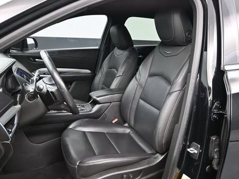 Used 2020 Cadillac XT4 Premium Luxury w/ Driver Awareness Package FWD image 5