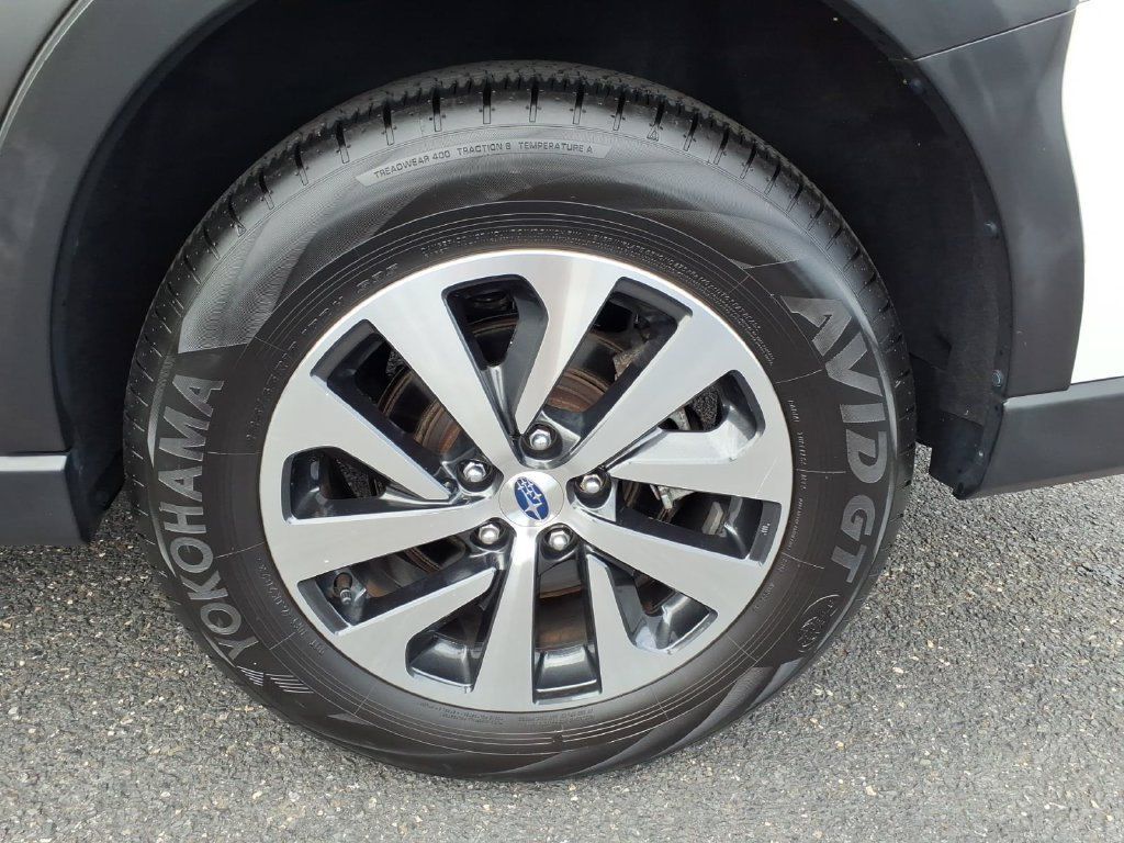 Certified 2024 Subaru Outback Premium AWD/4WD image 17