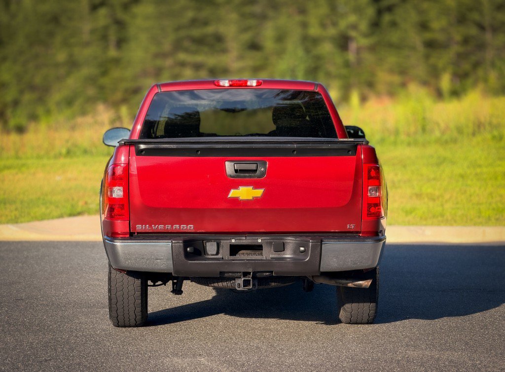 Used 2013 Chevrolet Silverado 1500 LT w/ All-Star Edition AWD/4WD image 10