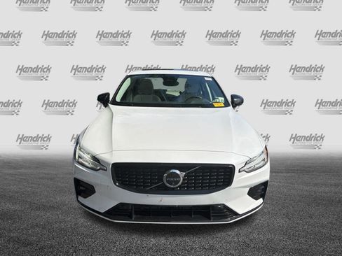 Certified 2024 Volvo S60 B5 Plus FWD image 6