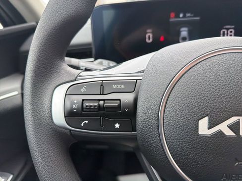 New 2026 Kia K5 LXS image 33
