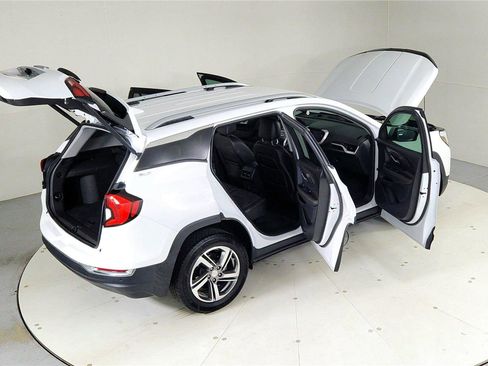 Used 2021 GMC Terrain SLT image 43