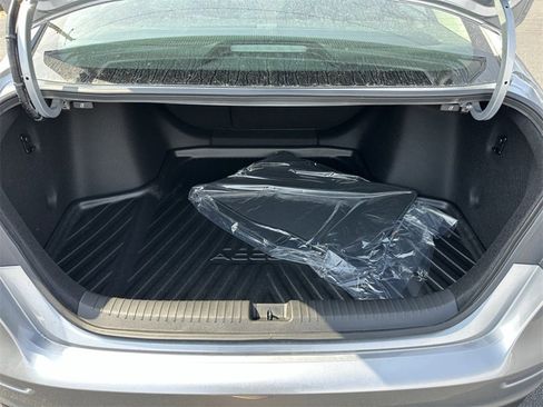 New 2025 Honda Accord SE image 36