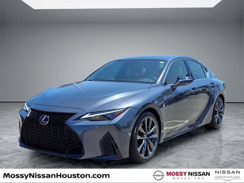 Used 2024 Lexus IS 350 F Sport w/ Memory Package RWD image 4