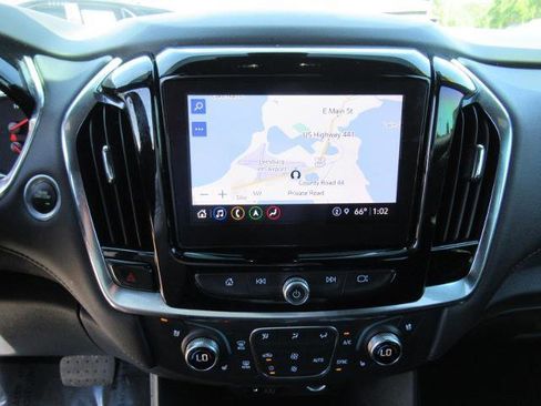 Used 2023 Chevrolet Traverse High Country FWD image 27