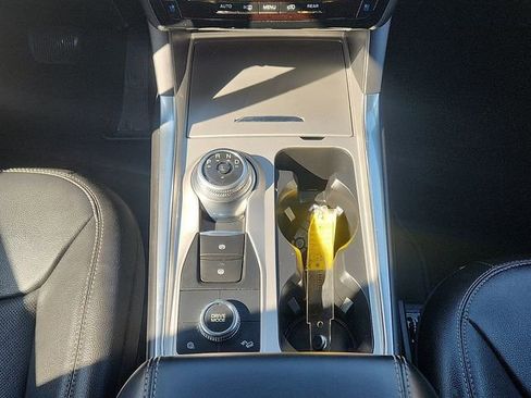 Certified 2023 Ford Explorer Limited AWD/4WD image 19