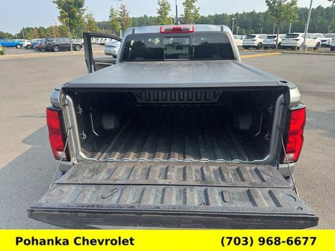 Used 2025 Chevrolet Colorado Z71 w/ Z71 Convenience Package 2 AWD/4WD image 29