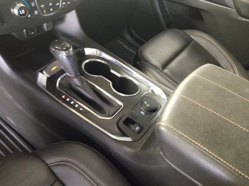 Used 2019 Chevrolet Traverse LT FWD image 26