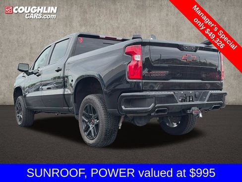 Used 2024 Chevrolet Silverado 1500 LT Trail Boss w/ LT Trail Boss Premium Package AWD/4WD image 4