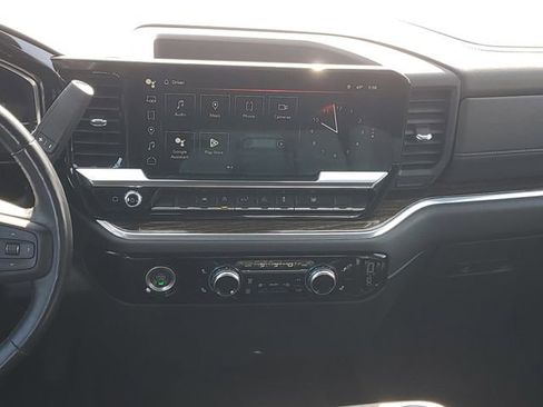 Certified 2022 GMC Sierra 1500 Elevation w/ LPO, Elevation Black Package AWD/4WD image 14