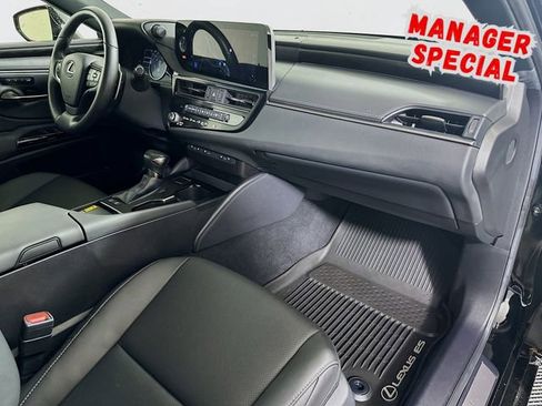 Used 2024 Lexus ES 300h 300h image 29