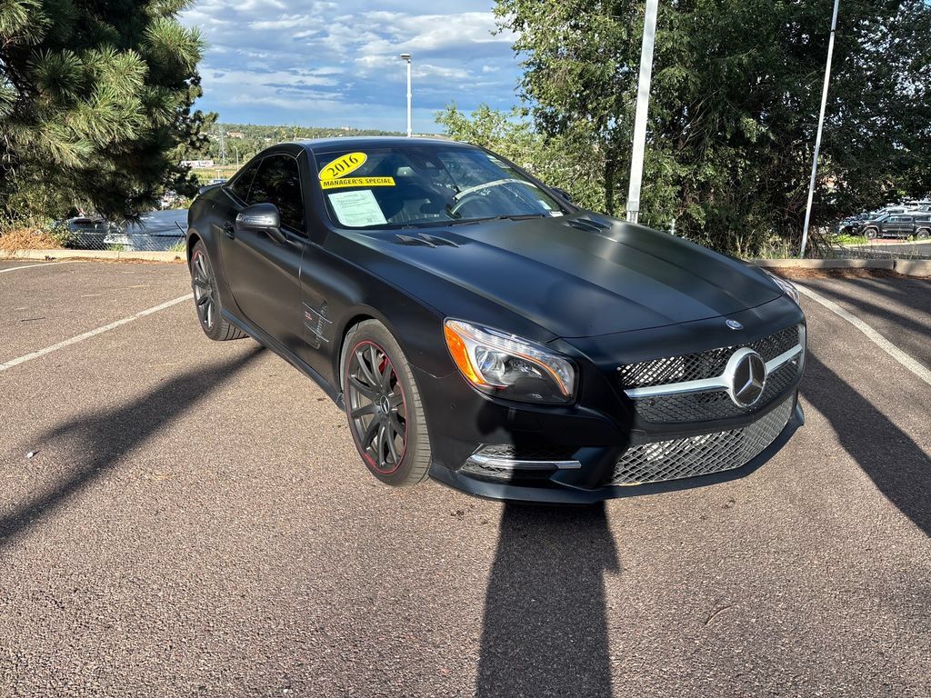 Used 2016 Mercedes-Benz SL 550 image 3
