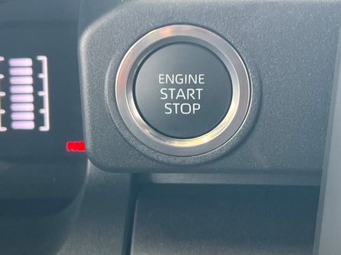 New 2026 Toyota 4Runner SR5 AWD/4WD image 19