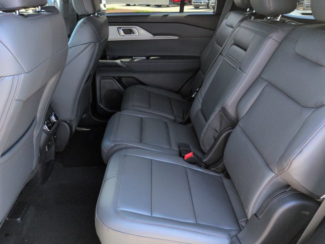New 2027 Ford Explorer Active w/ Active Comfort Package RWD image 14