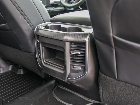 New 2025 RAM 2500 Big Horn AWD/4WD image 28