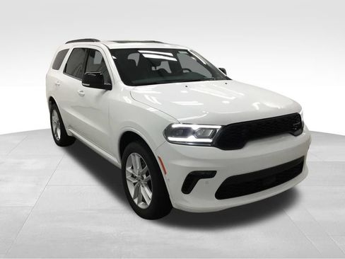 Used 2023 Dodge Durango GT AWD/4WD image 3