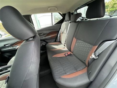 Certified 2024 Nissan Kicks SR image 23