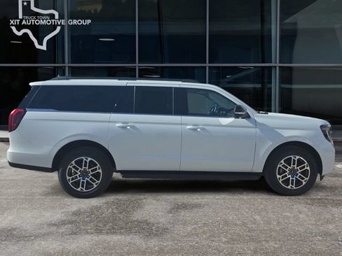 Used 2026 Ford Expedition Max Active AWD/4WD image 6