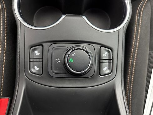 Used 2019 GMC Terrain SLE w/ Driver Convenience Package image 22