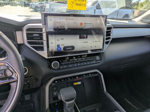 Used 2023 Toyota Tundra Limited image 24