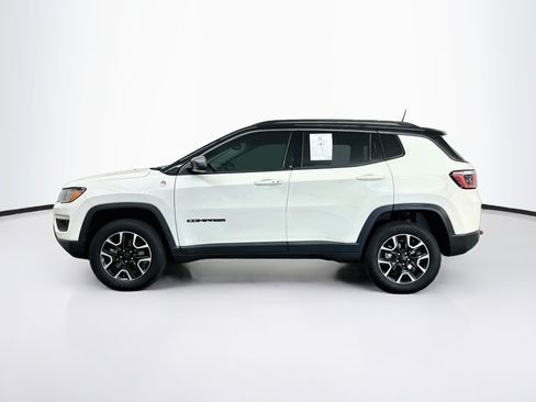 Used 2019 Jeep Compass Trailhawk w/ Cold Weather Group AWD/4WD image 4